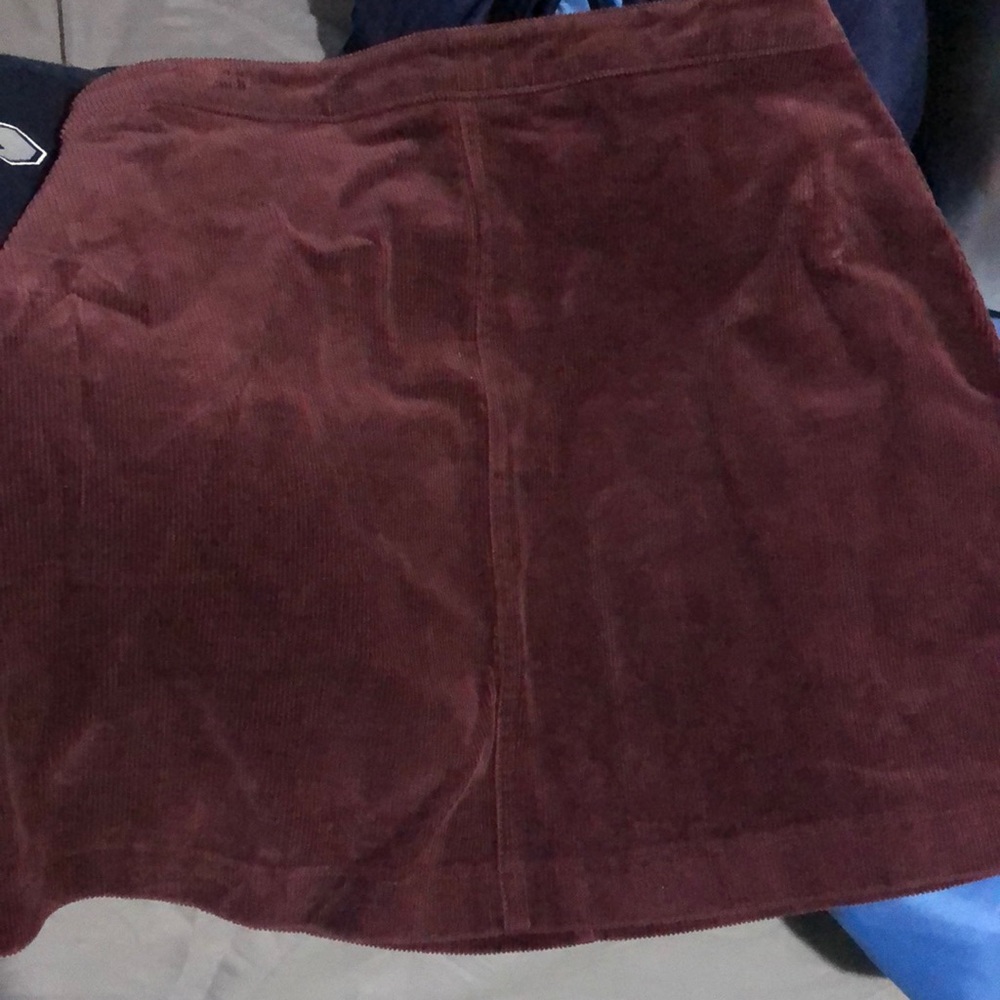 Ladies mini skirt-burgundy